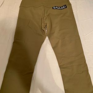 Savage Barbell cropped leggings